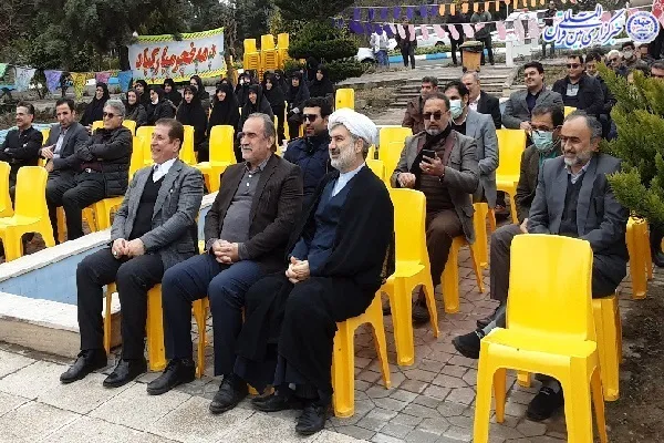 شاد پیمایی دانشگاهیان مازندران در آغازین روز دهه فجر