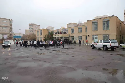 بیست و هفتمین مانور سراسری زلزله در هنرستان خدیجه کبری تبریز