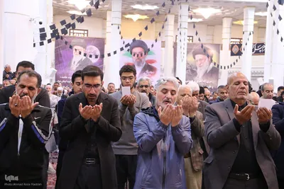 اقامه نماز عید سعید فطر در حرم شاهچراغ(ع)