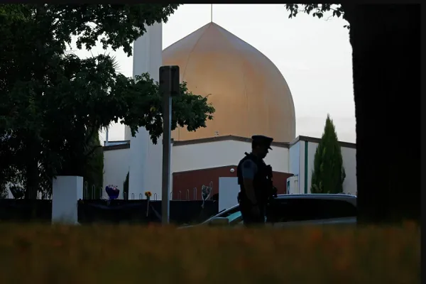 Acusação de Terrorismo Agradou Atirador de Mesquita de Christchurch, Testemunha Ex-Advogado