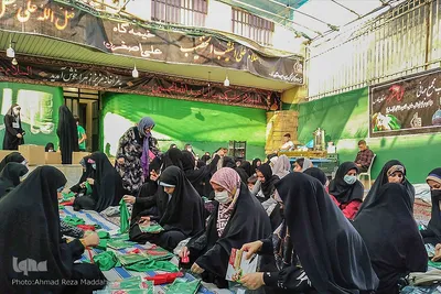 آغاز بسته‌بندی لباس همایش عظیم شیرخوارگان حسینی در استان فارس‎‎‎‎