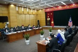 Le Vietnam et la Malaisie envisagent de développer le commerce halal