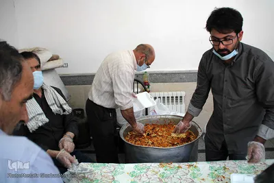 طبخ و توزیع ۲۰۰۰ پرس غذای گرم بین نیازمندان شهرستان اهر