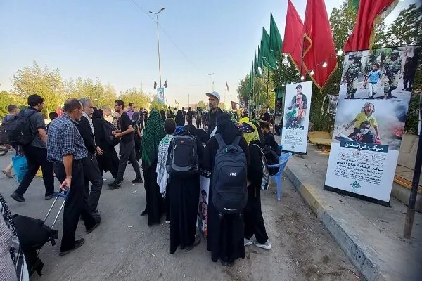 خدمات‌رسانی موکب سیار دانش‌آموزی به زائران اربعین