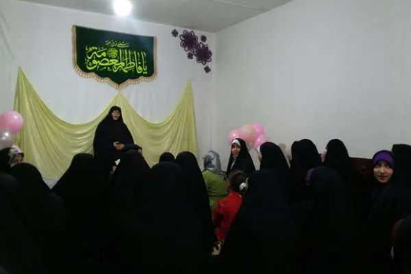 گرامیداشت میلاد حضرت معصومه(س) در کمالشهر برگزار شد + عکس