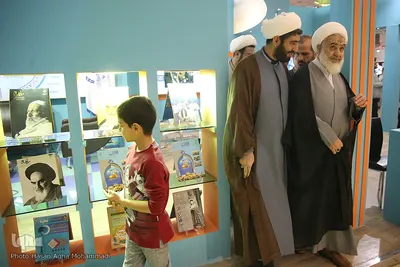حضور آیت‌الله عبدالکریم عابدینی امام جمعه قزوین در غرفه ایکنا