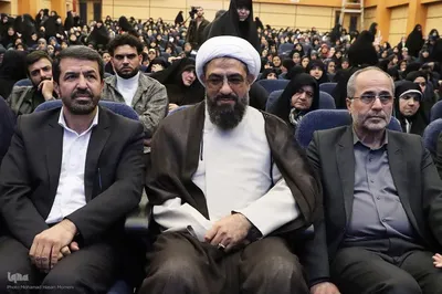 همایش همدلی بانوان الوند با جبهه مقاومت‎