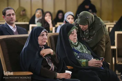 نشست تخصصی بازخوانی حیات اجتماعی و اخلاقی حضرت زهرا (س)
