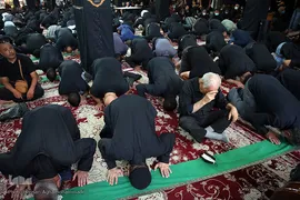 مراسم عزاداری ظهر تاسوعای حسینی در چهارراه گلوبندک