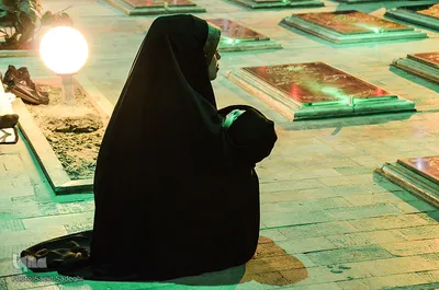 مراسم پرفیض شب قدر در گلزار شهدای وادی رحمت تبریز