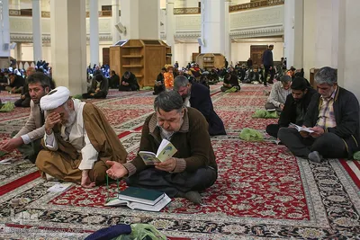 برگزاری مراسم بزرگداشت پیروزی انقلاب اسلامی در حرم مطهر