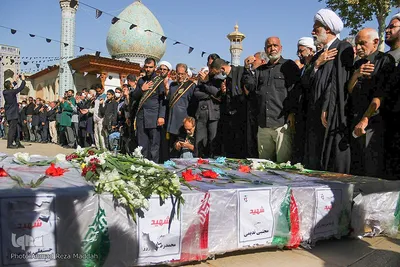 خاکسپاری پیکر مطهر ۶ شهید حمله تروریستی در حرم شاهچراغ(ع)