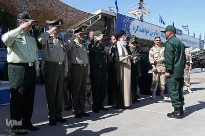 حضور و سخنرانی رهبر انقلاب در مراسم دانش‌آموختگی دانشجویان دانشگاه امام حسین (ع)