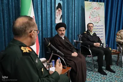 دیدار فرماندهان نظامی و انتظامی با نماینده ولی فقیه در آذربایجان غربی‎