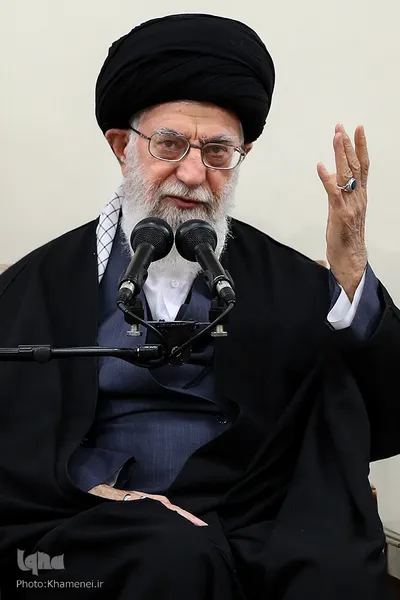 دیدار دست‌اندرکاران کنگره شهدای استان سیستان و بلوچستان با رهبر انقلاب