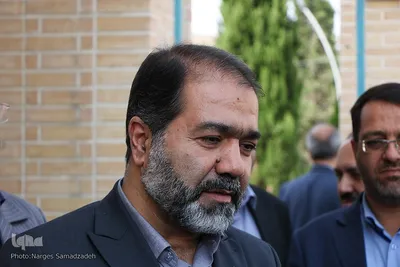 شور انتخابات در گلستان شهدای اصفهان