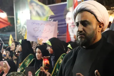 دسته عزاداری بانوان ملایری در شام غریبان قائدشهید امت