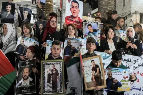 Presos palestinos denuncian crímenes de Israel en sus cárceles