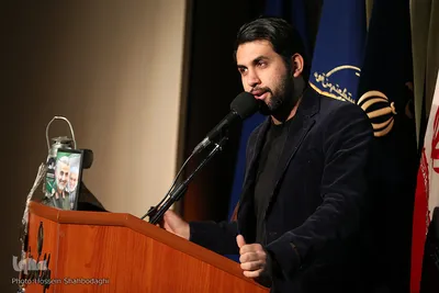 آیین اختتامیه جشنواره سراسری کبوتران حرم و رونمایی از شناسنامه شهید قاسم سلیمانی