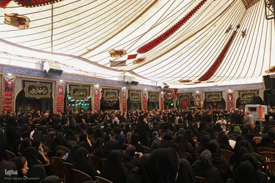 عزاداری ظهر تاسوعا زیر خیمه چندصدساله هارونیه اصفهان