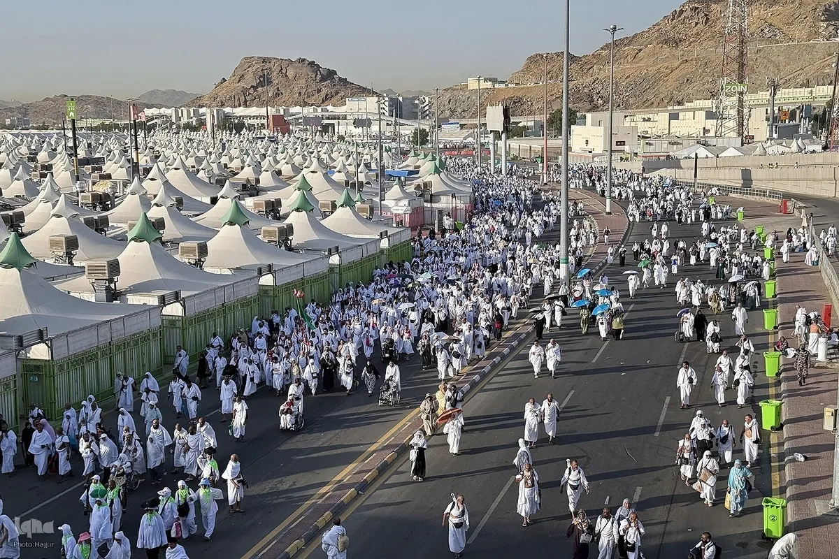 حج تمتع؛ مسیر عرفات تا جمرات , ایمان کی نمائش