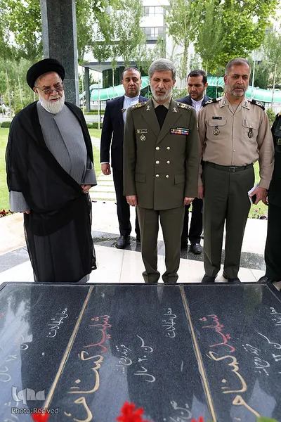 انعقاد تفاهم نامه همکاری  وزارت دفاع و بنیاد شهید