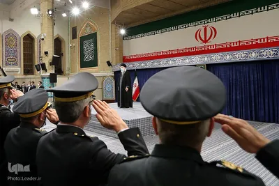 دیدار جمعی از فرماندهان و کارکنان نیروی هوایی و پدافند هوایی ارتش با رهبر انقلاب اسلامی