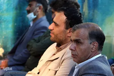 مراسم رونمایی از تابلوهای‌معابر مزین به نام و تصاویر شهدا در شیراز