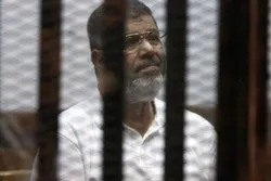 Mursi və 1589 nəfərin mülkiyyəti əlindən alındı