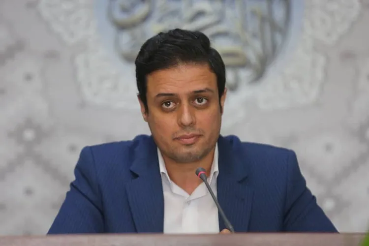 اعطای بسته‌های معیشتی نقدی به بهره‌برداران سیستم حمل و نقل عمومی در شیراز