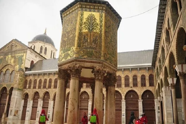 Şam camilerinde cemaat namazları askıya alındı