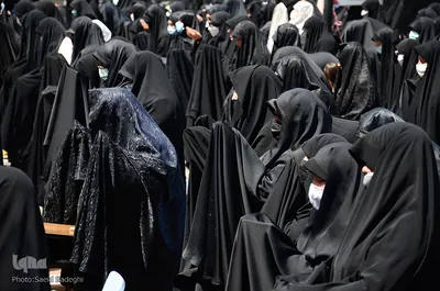 اقامه نماز ظهر عاشورا در مصلی امام (ره) تبریز‎‎