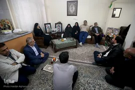 دیدار جمعی از نمایندگان جامعه قرآنی با خانواده شهیدان کشتکار سهی