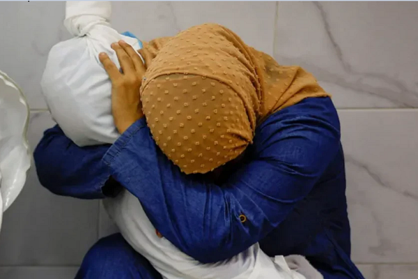 Child among Five Palestinians Killed in Israeli Attacks on Gaza Child among Five Palestinians Killed in Israeli Attacks on Gaza