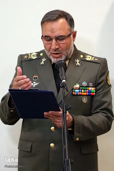 دیدار جمعی از فرماندهان ارتش و نیروی زمینی با رهبر انقلاب