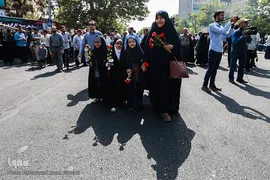 تشییع پیکر مطهر ۱۵۰ شهید دفاع مقدس
