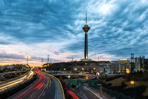 اهدای نشان تهران به پژوهشگران برتر حوزه تهران پژوهی