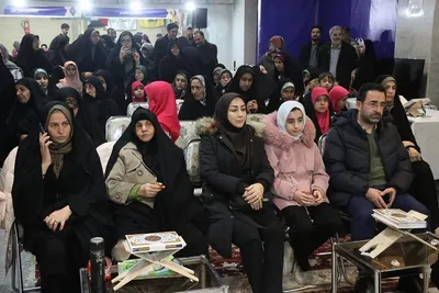 محفل انس با قرآن ‌در نمایشگاه قرآن تبریز