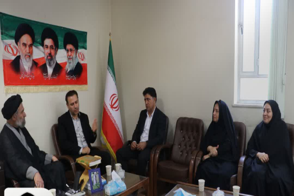 دیدار امام جمعه بروجرد با رئیس دانشگاه پیام نور لرستان