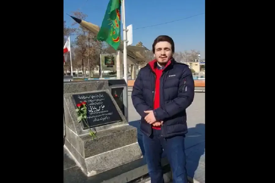 فیلم | تلاوت سیدمصطفی حسینی سر مزار شهید بابایی