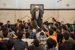 600 طلباء و طالبات کا حرم امام رضا(ع) کی مسجد گوہر شاد میں اعتکاف