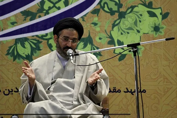 غفلت از عشق‌ورزی به فرزند و ازدواج جوانان با افراد همسن پدر و مادرشان