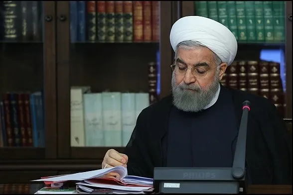 پیام تسلیت روحانی در پی درگذشت مادر شهیدان اعتمادی