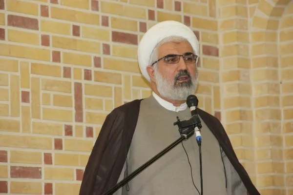 باب ارتباط با خداوند در فرهنگ اسلامی همیشه باز است + فیلم