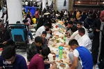 سفره‌های افطاری در جوار آستان علوی