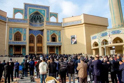اقامه نماز عید فطر تبریز به امامت تبریز