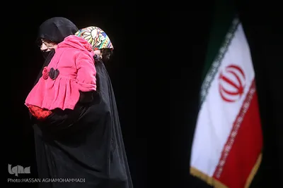 تجلیل از همسر خبرنگار شهید مدافع حرم، محسن خزایی