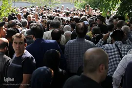 مراسم تشییع جنازه عزت الله انتظامی