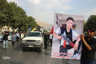 تشییع پیکر شهید صادق محمدزاده از شهدای تیپ فاطمیون