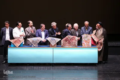 رونمایی از کتاب ششم استاد فرشچیان